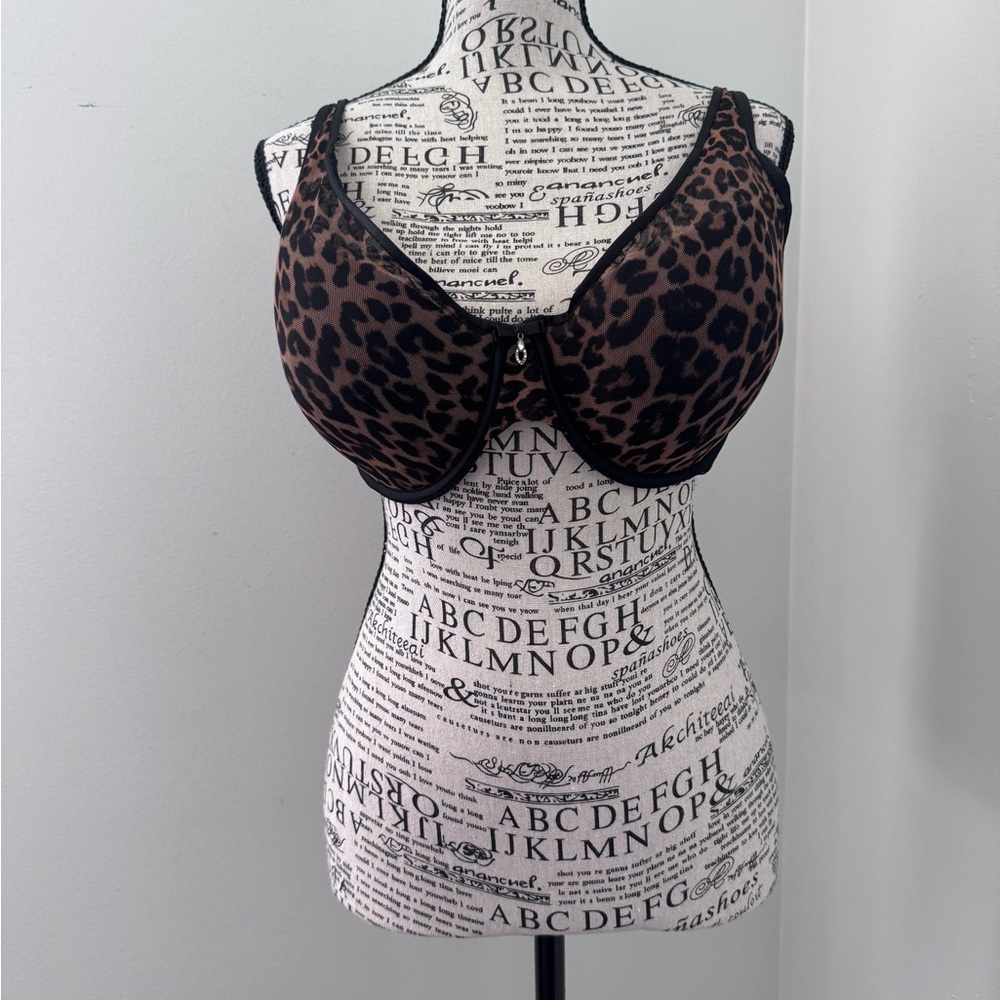 Curvy Couture Leopard Print Bra